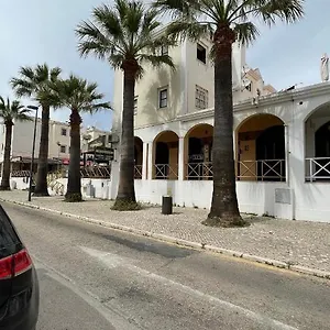 Biddy Jean Vilamoura